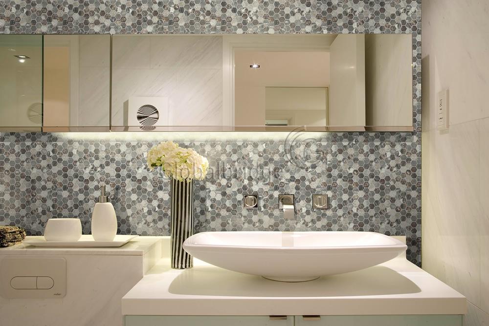 Design of tiles for bathroom